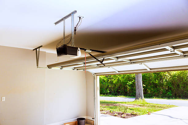 Top rated local Garage Door Panel Replacement specialists in Goodrich, MI